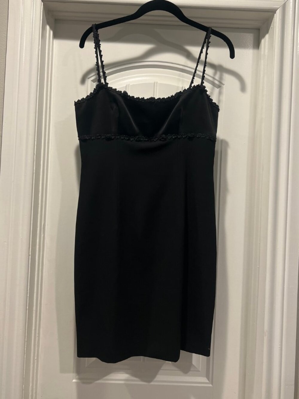 Laundry by Shelli Segal Black Satin Rosette Mini Dress | Size 6